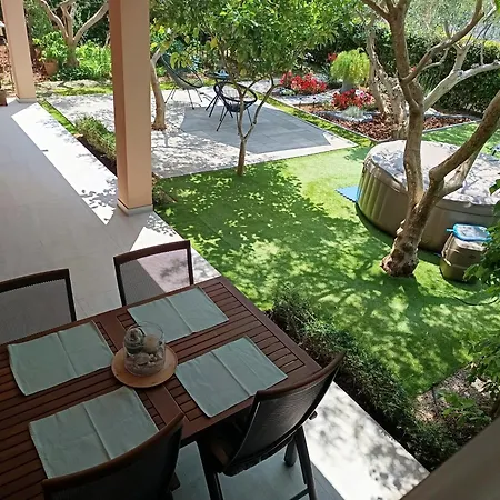 Apartman Garden *